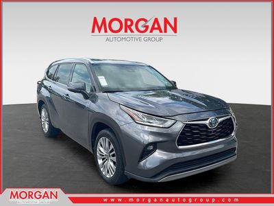 2023 Toyota Highlander - Photo 1