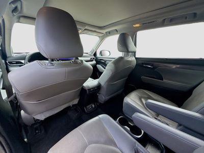 2023 Toyota Highlander - Photo 25