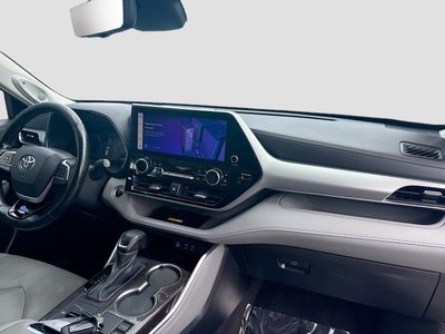 2023 Toyota Highlander - Photo 33