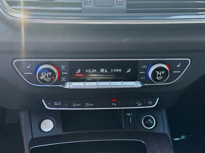 2021 Audi Q5 - Photo 14