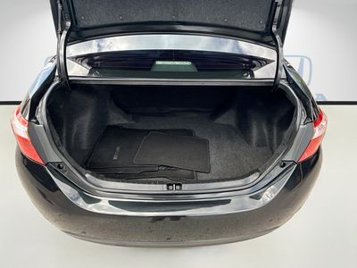 2018 Toyota Corolla - Photo 25