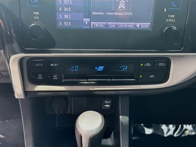 2018 Toyota Corolla - Photo 14