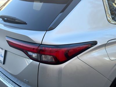 2022 Mitsubishi Outlander - Photo 28