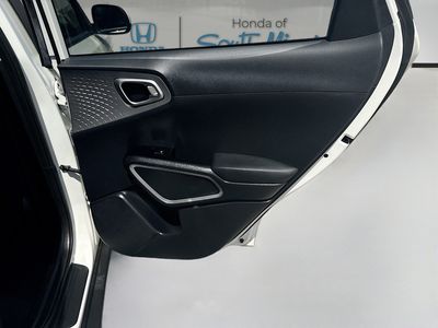 2023 Kia Soul - Photo 29