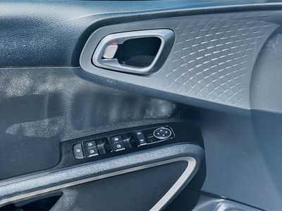2023 Kia Soul - Photo 16