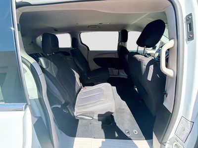 2023 Chrysler Voyager - Photo 27