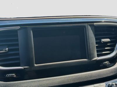 2023 Chrysler Voyager - Photo 12