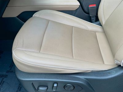 2023 Chevrolet Suburban - Photo 17