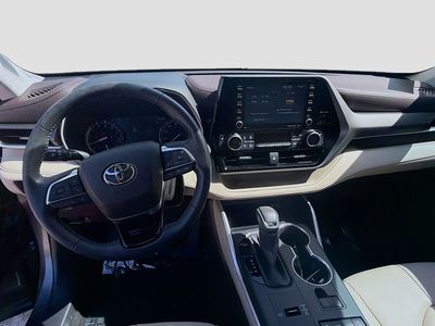 2021 Toyota Highlander - Photo 10