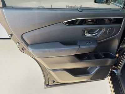2025 Honda Pilot - Photo 25