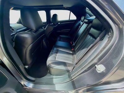 2023 Chrysler 300 - Photo 24
