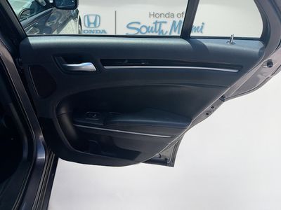 2023 Chrysler 300 - Photo 31