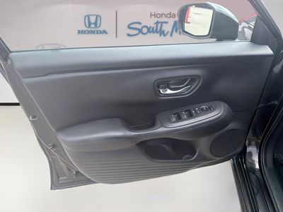 2025 Honda HR-V - Photo 19