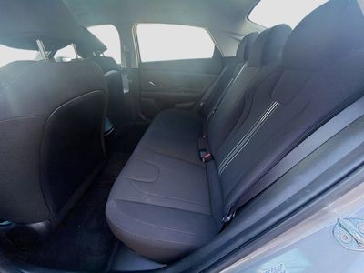 2023 Hyundai Elantra Hybrid - Photo 22