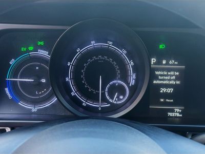 2023 Hyundai Elantra Hybrid - Photo 11