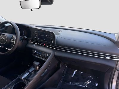2023 Hyundai Elantra Hybrid - Photo 31