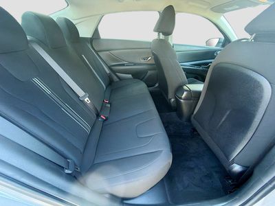 2023 Hyundai Elantra Hybrid - Photo 27