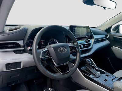 2020 Toyota Highlander - Photo 9