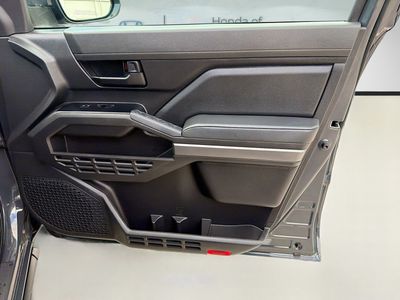 2025 Toyota Tacoma 2WD - Photo 34