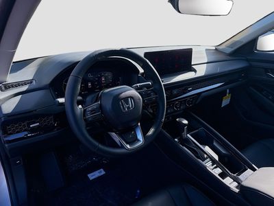 2026 Honda Accord Hybrid - Photo 9