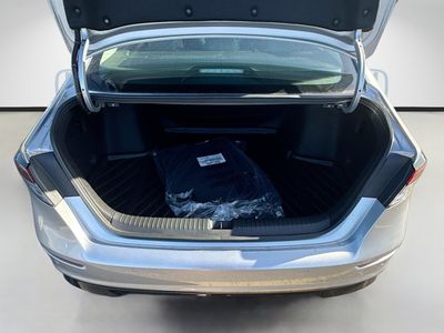 2026 Honda Accord Hybrid - Photo 22