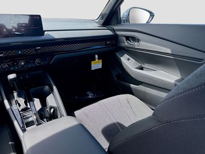 2026 Honda Accord Hybrid — photo 18 view