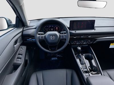 2026 Honda Accord Hybrid - Photo 18