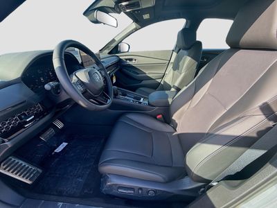 2026 Honda Accord Hybrid - Photo 16