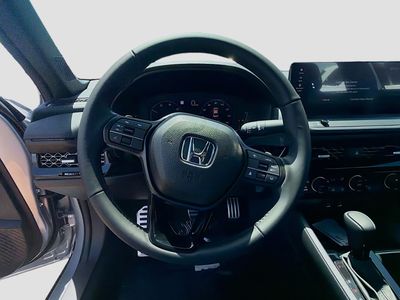 2026 Honda Accord Hybrid - Photo 10