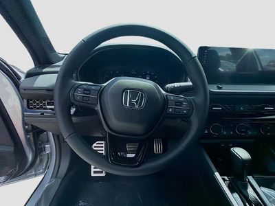 2026 Honda Accord Hybrid - Photo 10