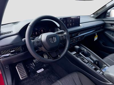 2026 Honda Accord Hybrid - Photo 9