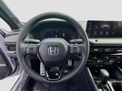 2026 Honda Accord Hybrid - Photo 10