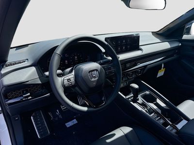 2026 Honda Accord Hybrid - Photo 9