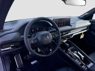 2026 Honda Accord Hybrid - Photo 9