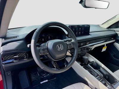2026 Honda Accord Hybrid - Photo 9