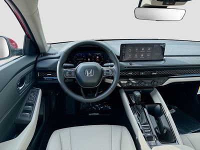 2026 Honda Accord Hybrid - Photo 17