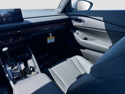 2026 Honda Accord Hybrid - Photo 18