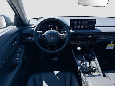 2026 Honda Accord Hybrid - Photo 17
