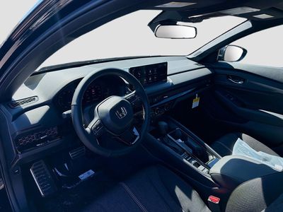 2026 Honda Accord Hybrid - Photo 9
