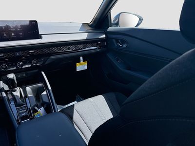 2026 Honda Accord Hybrid - Photo 18
