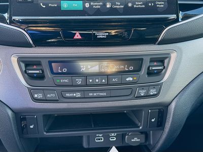 2026 Honda Ridgeline — photo 14 view