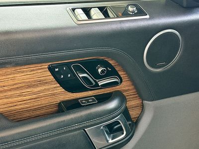 2019 Land Rover Range Rover - Photo 18
