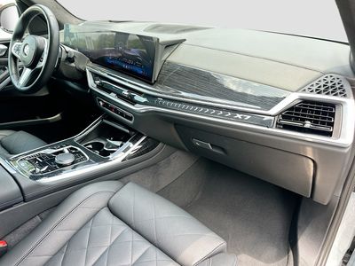 2024 BMW X7 - Photo 31