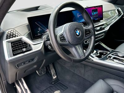 2024 BMW X7 - Photo 9