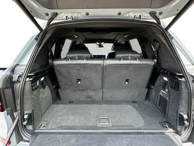 2024 BMW X7 - Photo 27