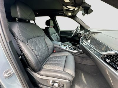 2024 BMW X7 - Photo 30