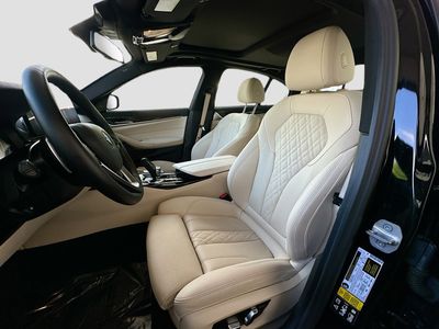 2023 BMW 5 Series - Photo 22