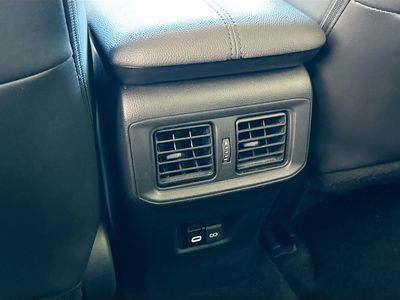 2023 Toyota RAV4 Hybrid - Photo 25