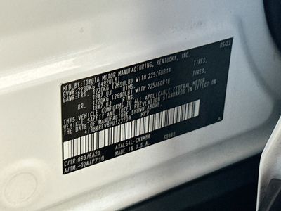 2023 Toyota RAV4 Hybrid - Photo 34