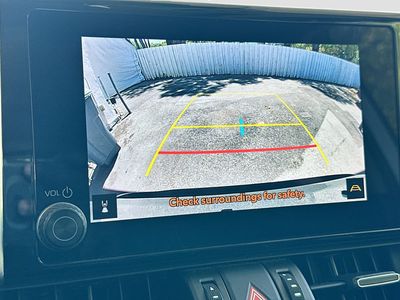 2023 Toyota RAV4 Hybrid - Photo 13